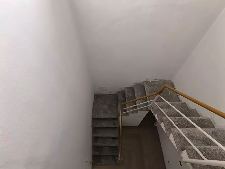 Immagine 35 di Terratetto in vendita  a Pisa