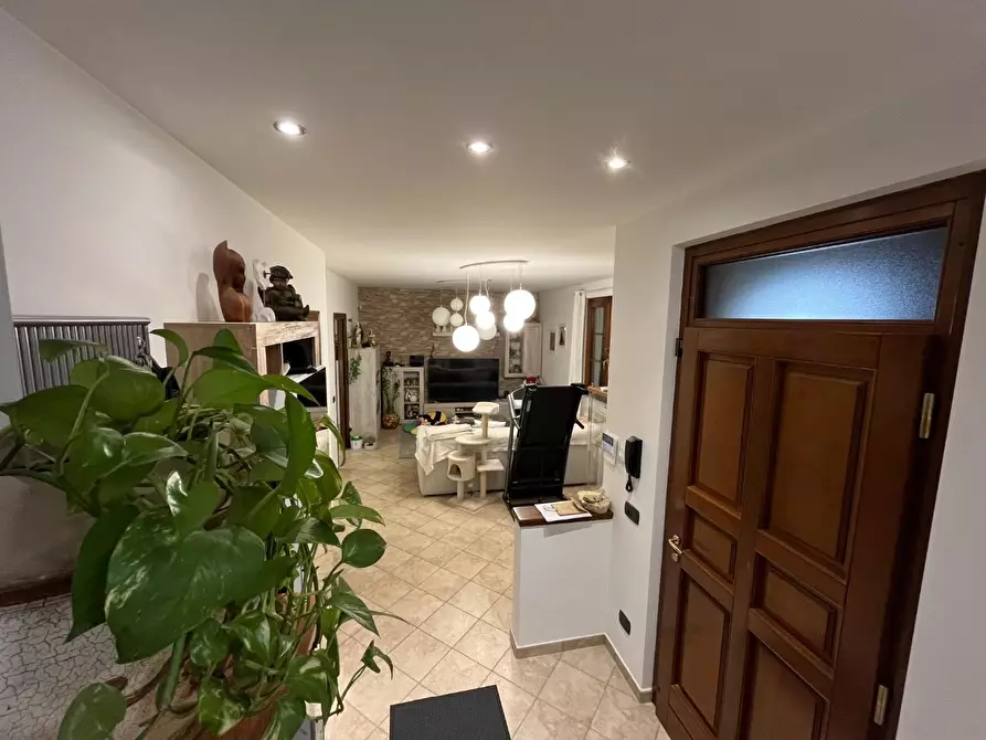 Immagine 7 di Villetta a schiera in vendita  a Capannori