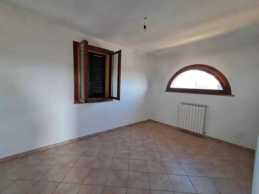 Immagine 9 di Villa in vendita  a Montopoli In Val D'arno