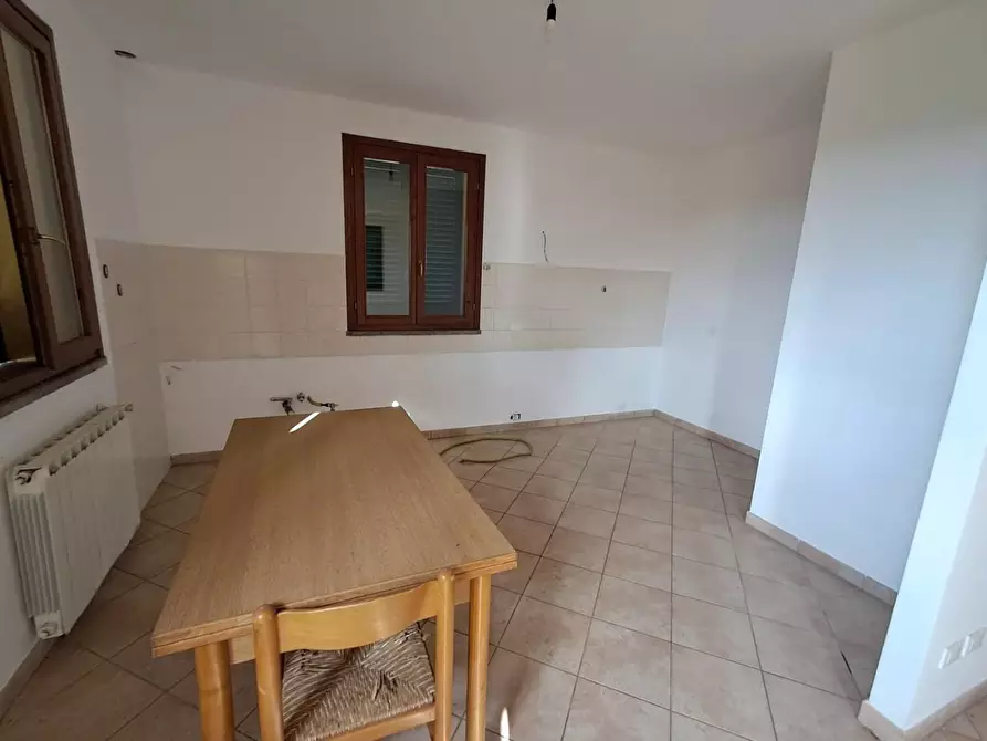 Immagine 5 di Villa in vendita  a Montopoli In Val D'arno