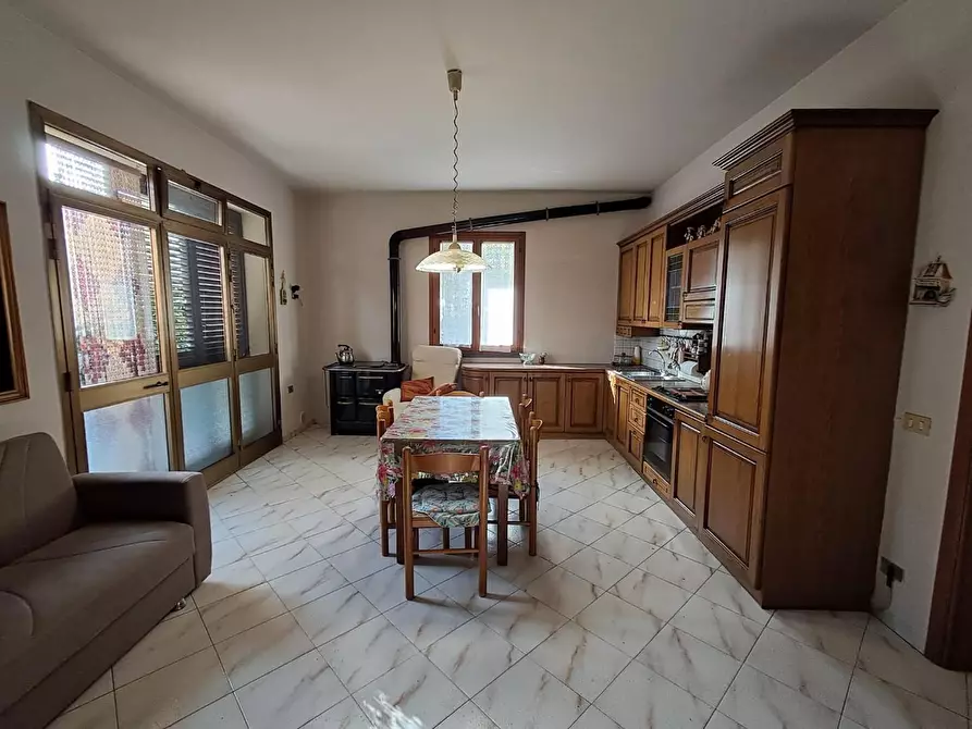 Immagine 14 di Terratetto in vendita  a Montopoli In Val D'arno