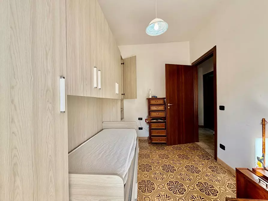 Immagine 20 di Appartamento in vendita  a Massa