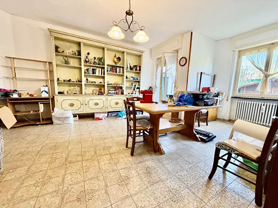 Immagine 4 di Appartamento in vendita  a Massa