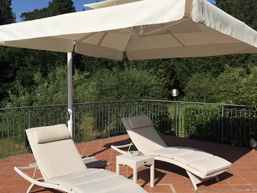 Immagine 12 di Villa in vendita  a Montelupo Fiorentino