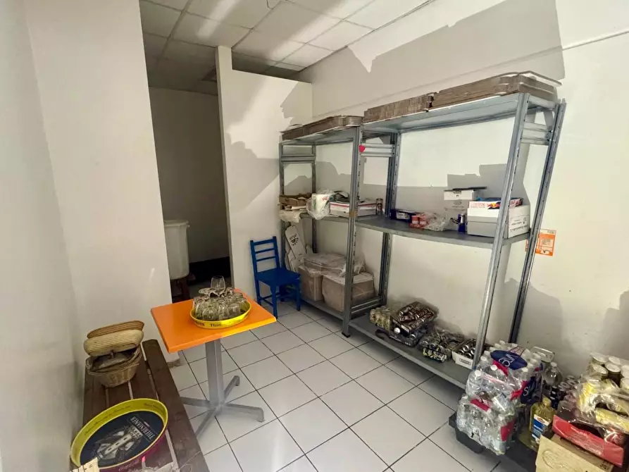 Immagine 4 di Capannone industriale in vendita  a Calcinaia