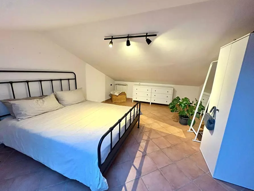 Immagine 8 di Appartamento in vendita  a Massa