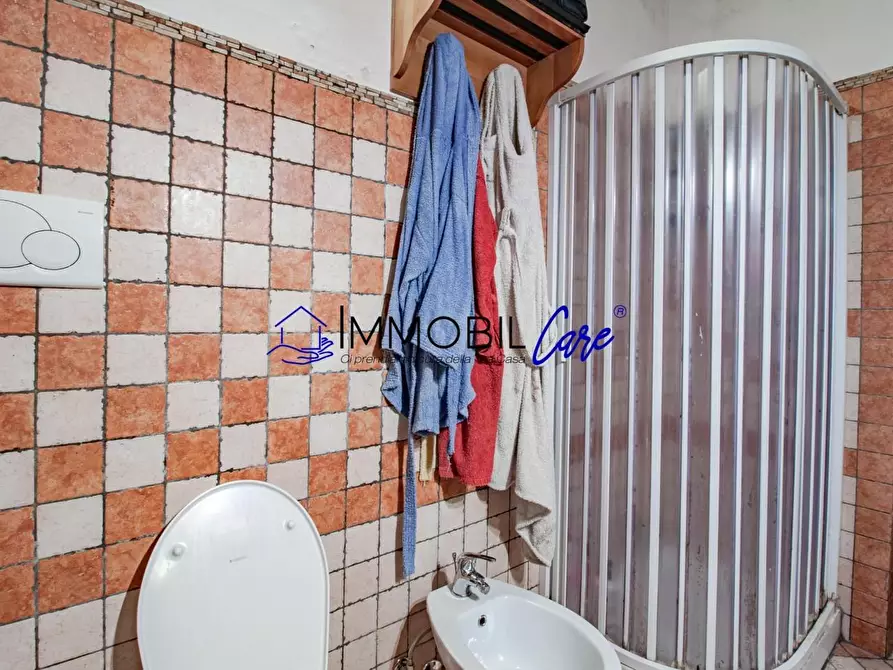 Immagine 12 di Appartamento in vendita  a Livorno