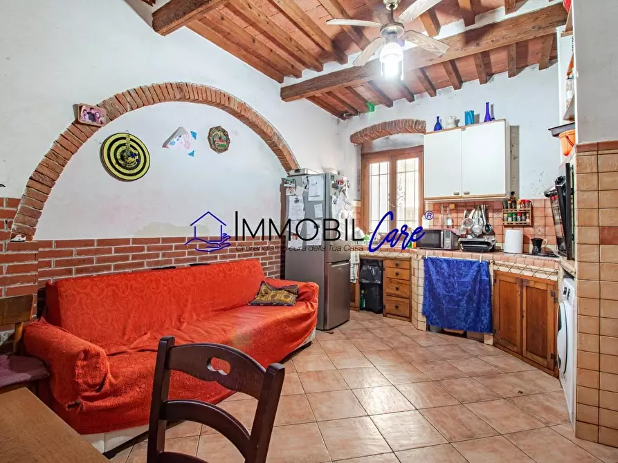 Immagine 4 di Appartamento in vendita  a Livorno