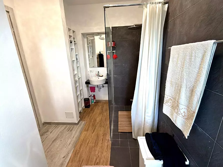 Immagine 11 di Casa indipendente in vendita  a Terricciola