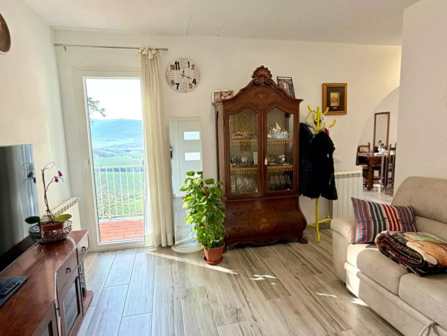 Immagine 4 di Casa indipendente in vendita  a Terricciola