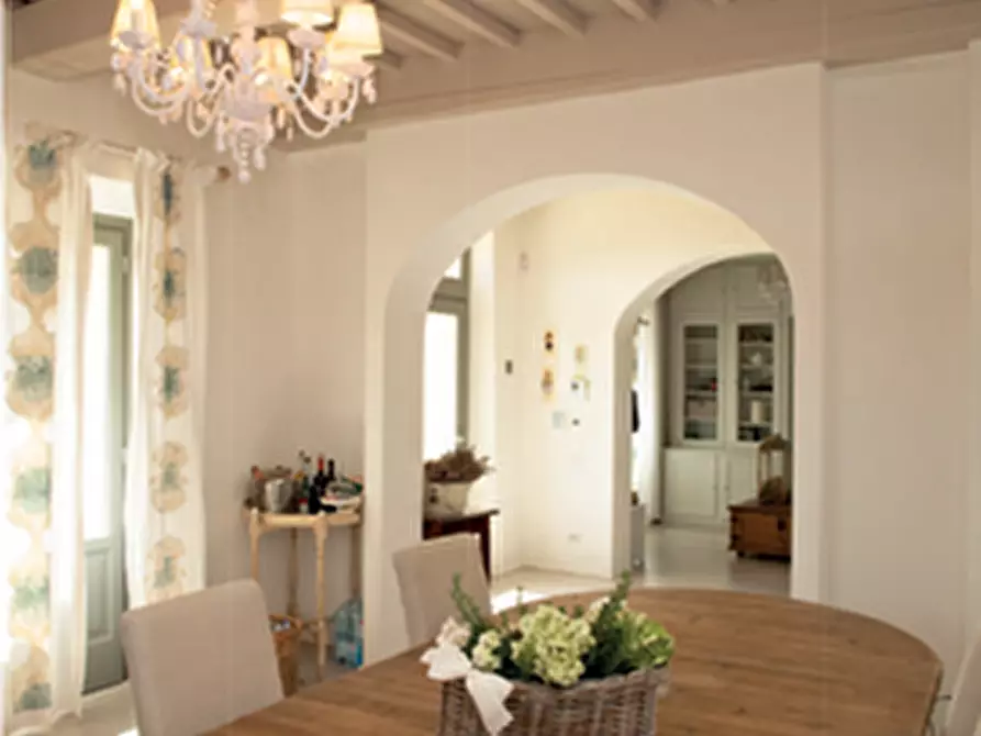 Immagine 13 di Appartamento in vendita  a Siena