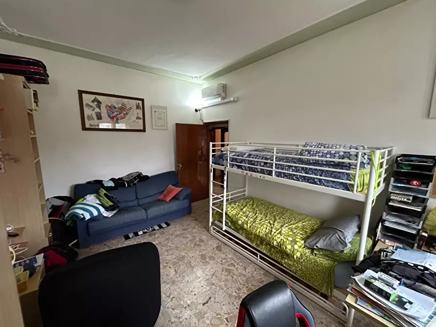 Immagine 18 di Appartamento in vendita  a Siena