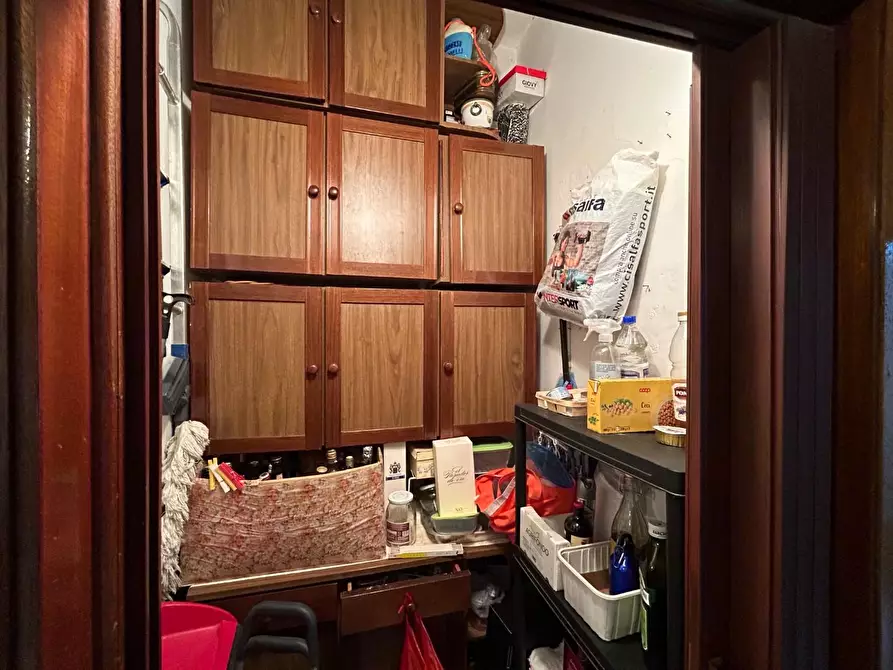 Immagine 10 di Appartamento in vendita  a Siena