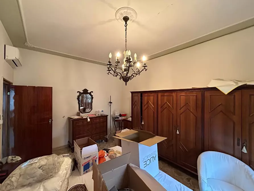 Immagine 15 di Appartamento in vendita  a Siena