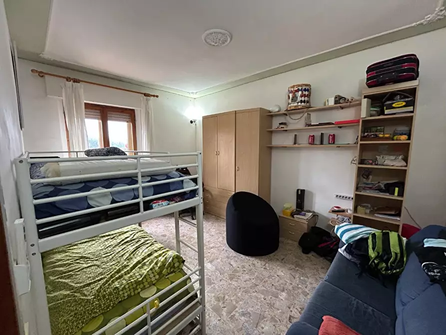 Immagine 16 di Appartamento in vendita  a Siena