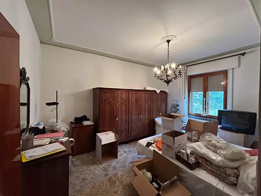 Immagine 12 di Appartamento in vendita  a Siena