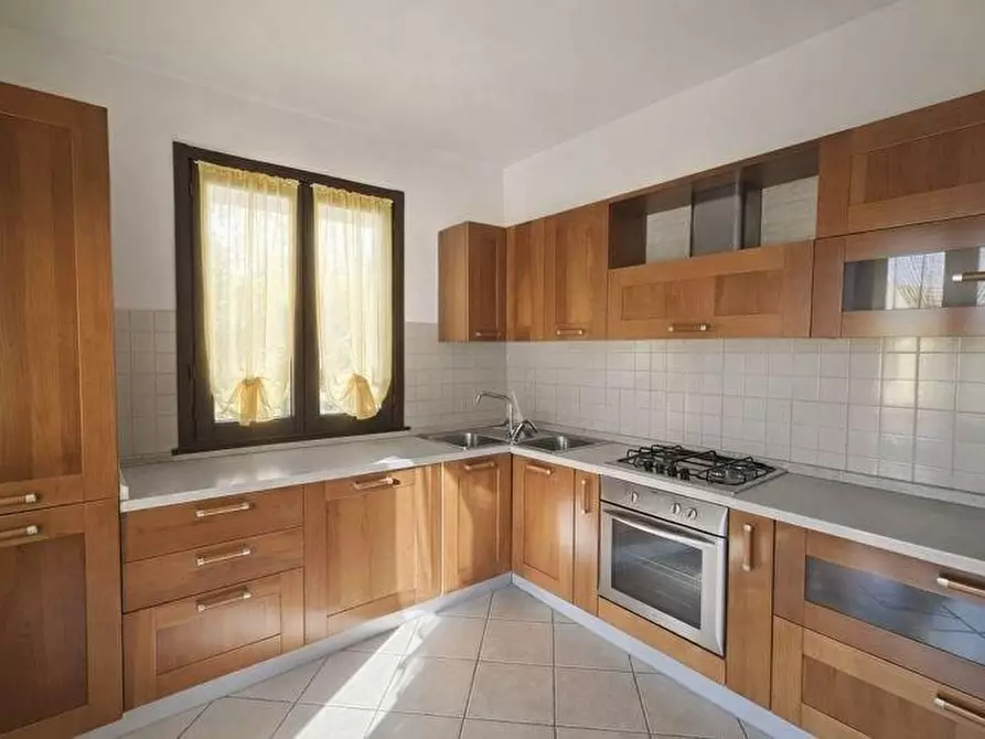 Immagine 9 di Appartamento in vendita  a Pontedera