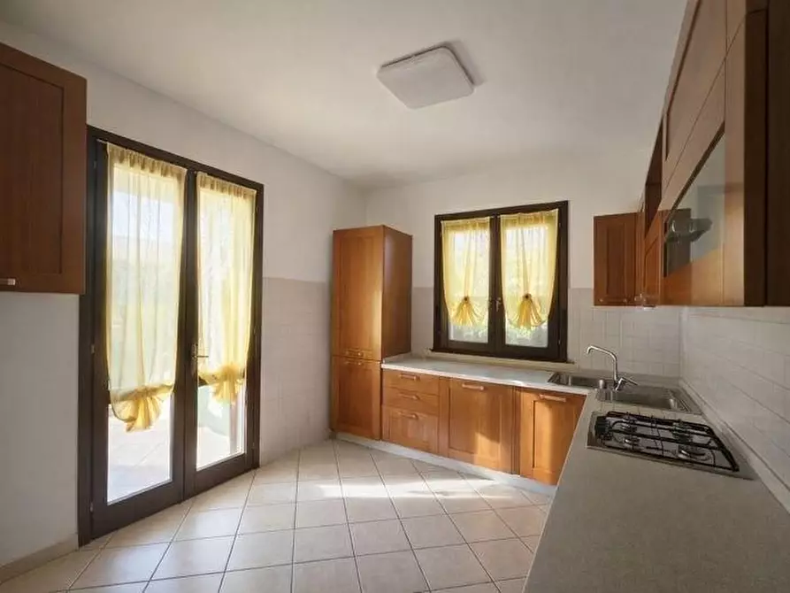 Immagine 11 di Appartamento in vendita  a Pontedera