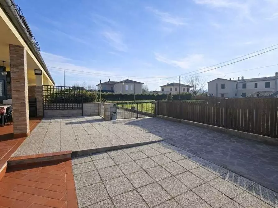 Immagine 6 di Appartamento in vendita  a Pontedera