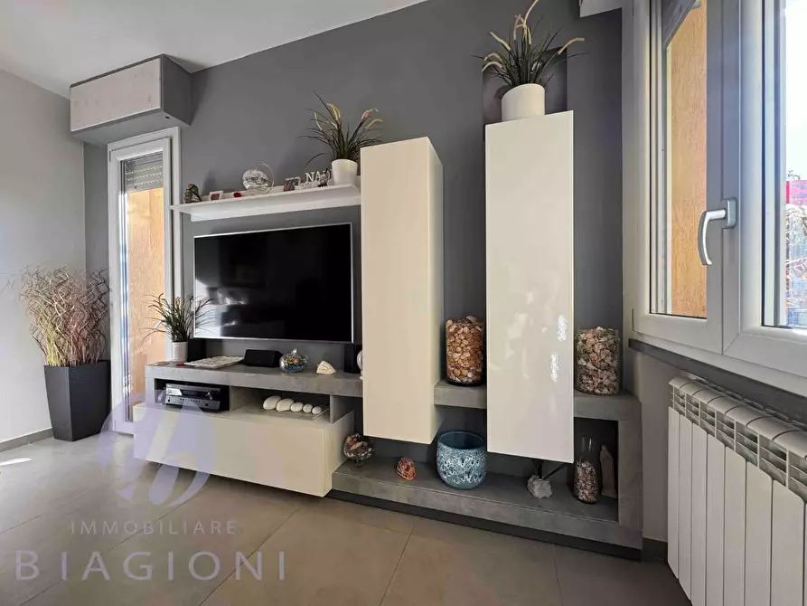 Immagine 7 di Appartamento in vendita  a Pietrasanta