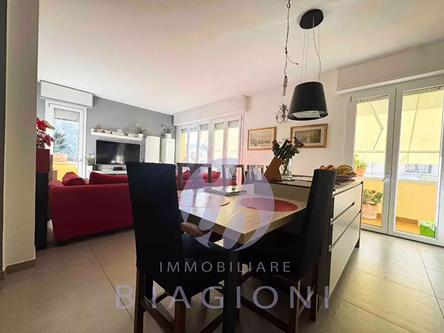 Immagine 8 di Appartamento in vendita  a Pietrasanta