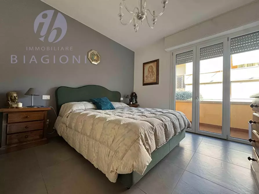 Immagine 19 di Appartamento in vendita  a Pietrasanta