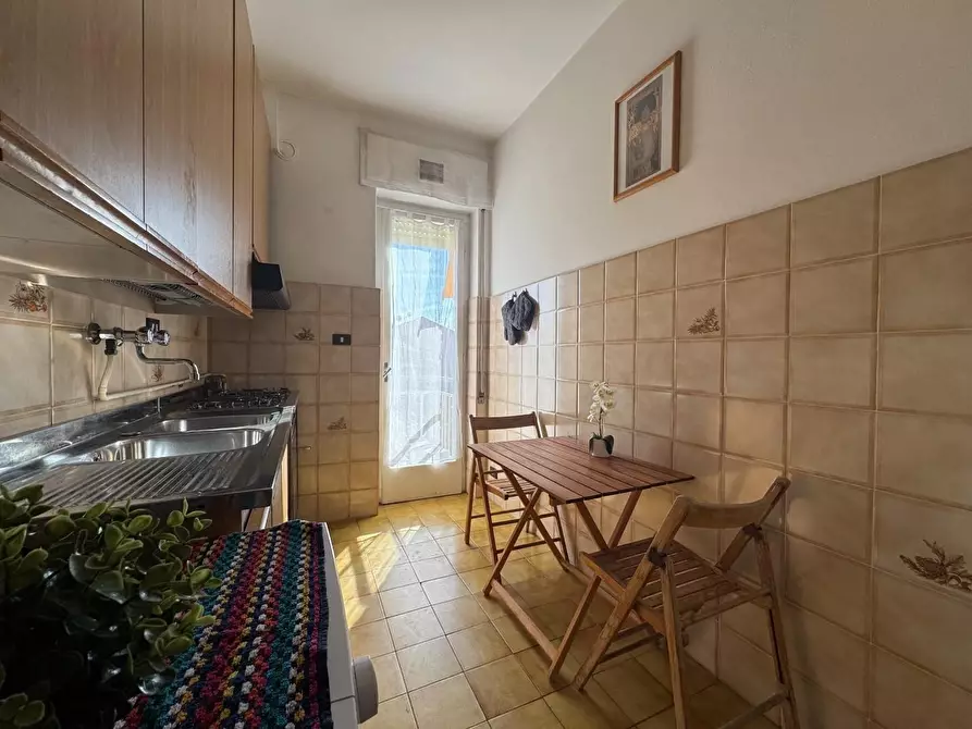 Immagine 6 di Appartamento in vendita  a Camaiore