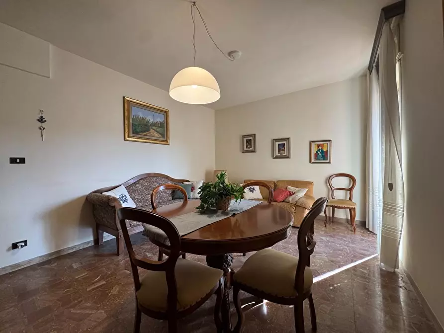 Immagine 20 di Appartamento in vendita  a Camaiore