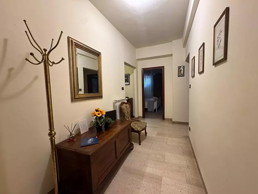 Immagine 4 di Appartamento in vendita  a Camaiore