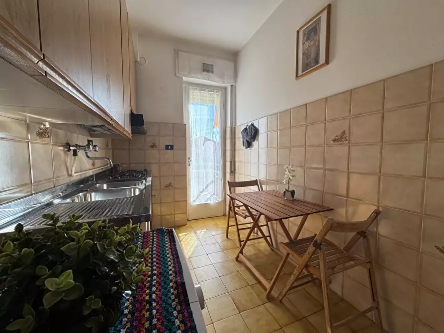 Immagine 22 di Appartamento in vendita  a Camaiore