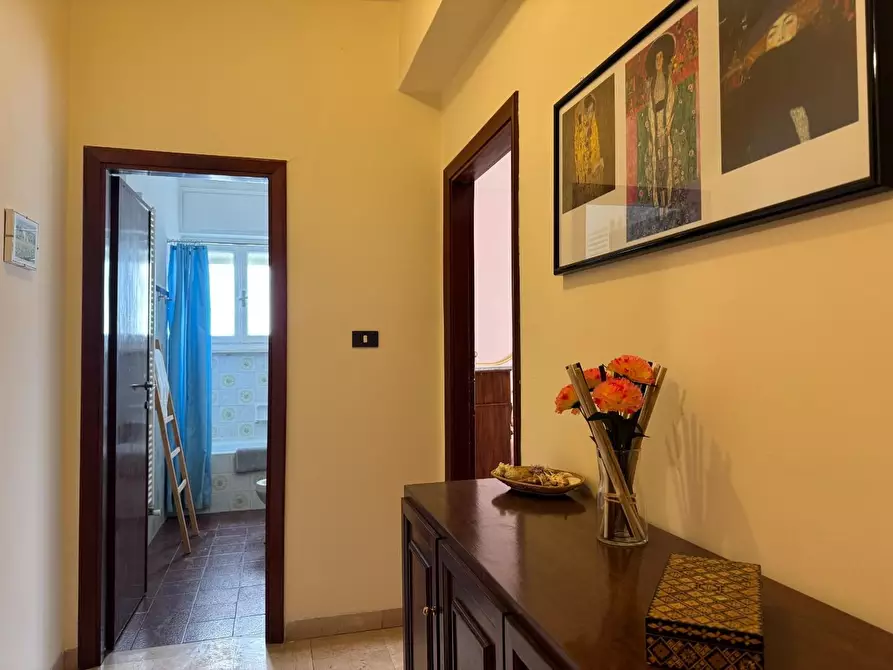 Immagine 7 di Appartamento in vendita  a Camaiore