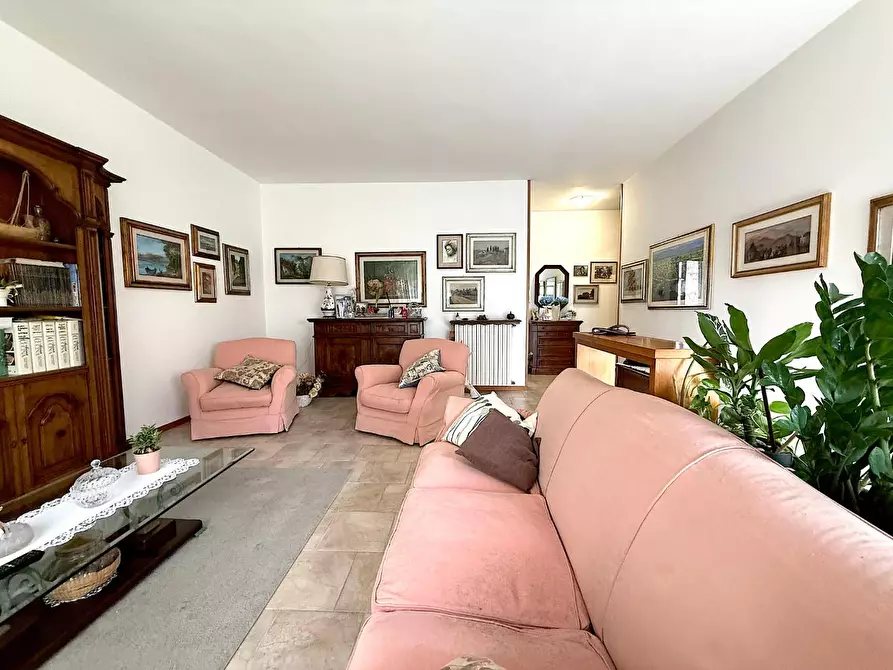 Immagine 2 di Appartamento in vendita  a Empoli