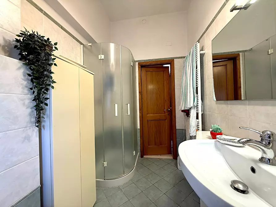 Immagine 20 di Appartamento in vendita  a Empoli