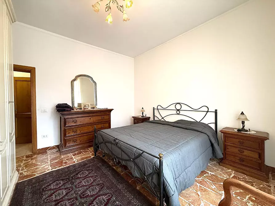 Immagine 22 di Appartamento in vendita  a Empoli