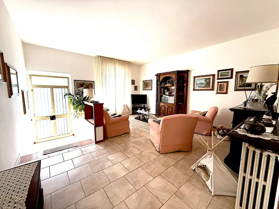 Immagine 3 di Appartamento in vendita  a Empoli