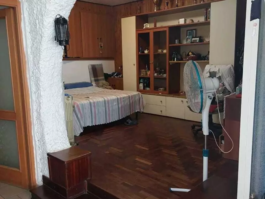 Immagine 13 di Porzione di casa in vendita  a Ortonovo