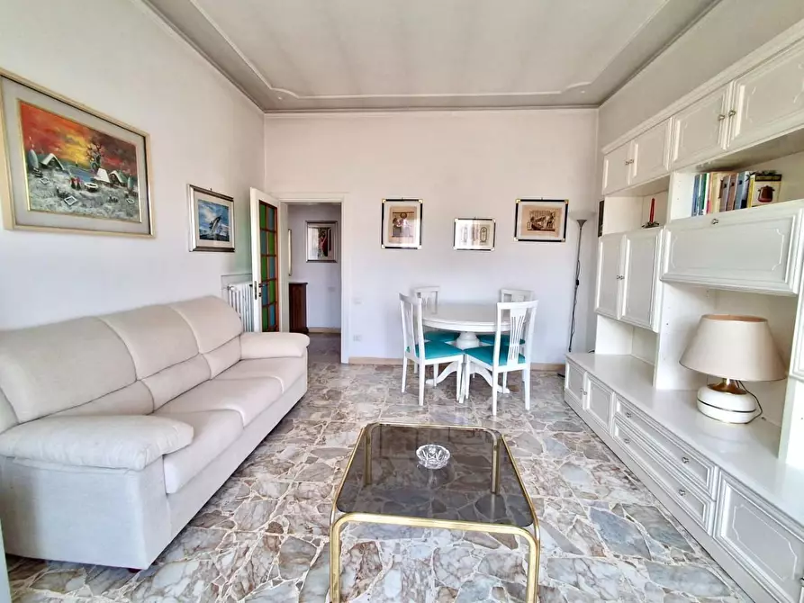 Immagine 29 di Appartamento in vendita  a Siena