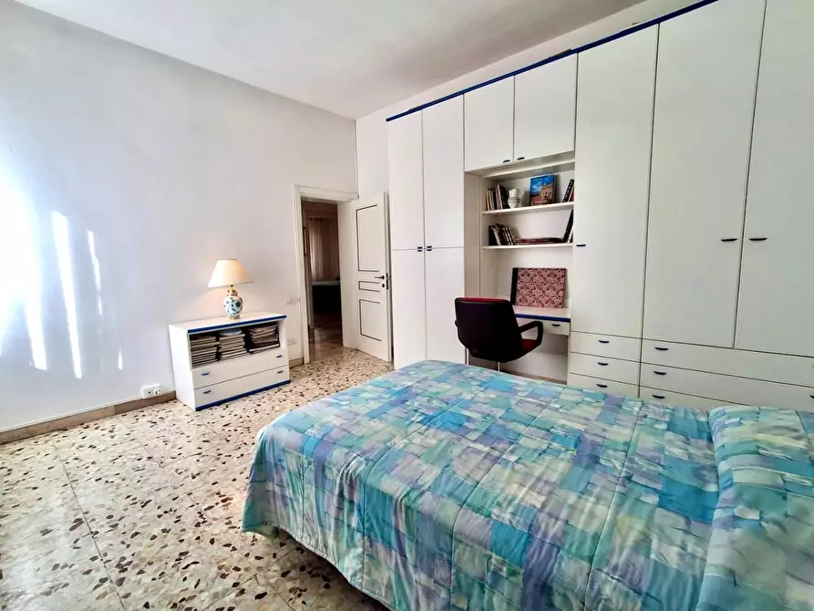 Immagine 15 di Appartamento in vendita  a Siena