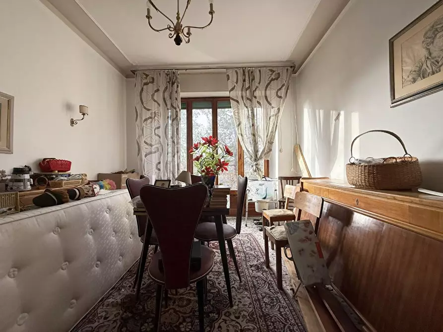 Immagine 4 di Appartamento in vendita  a Siena