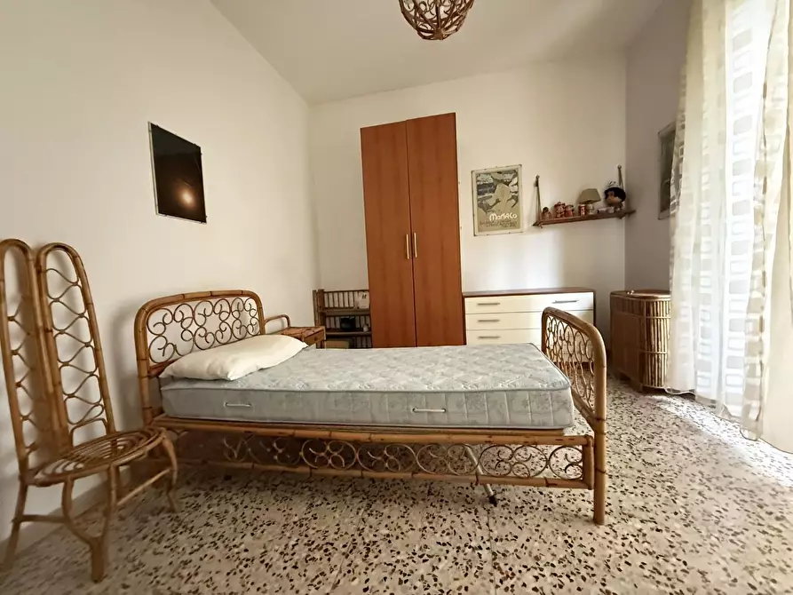 Immagine 9 di Appartamento in vendita  a Siena