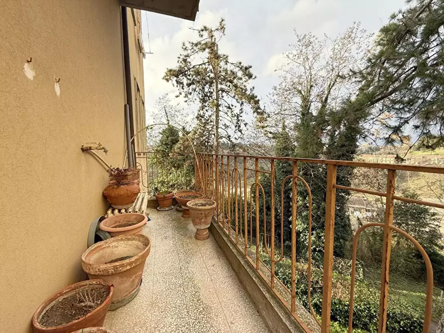 Immagine 16 di Appartamento in vendita  a Siena