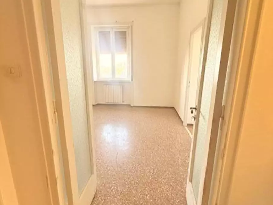 Immagine 8 di Appartamento in vendita  a Siena