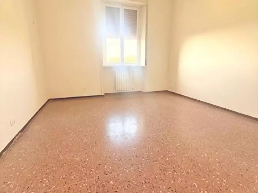 Immagine 14 di Appartamento in vendita  a Siena