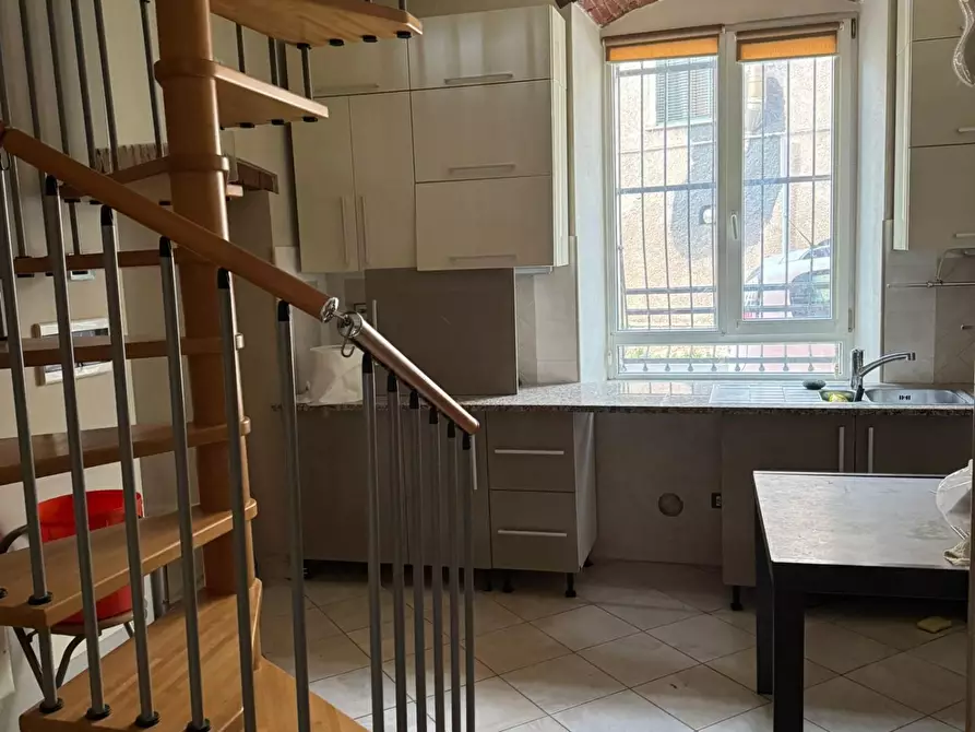 Immagine 3 di Appartamento in vendita  a Massa