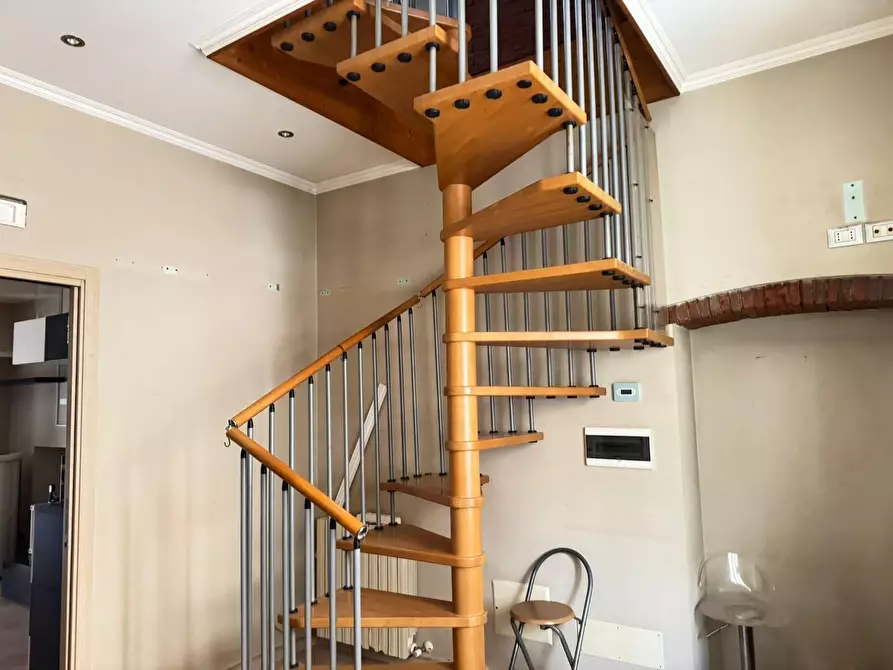 Immagine 16 di Appartamento in vendita  a Massa