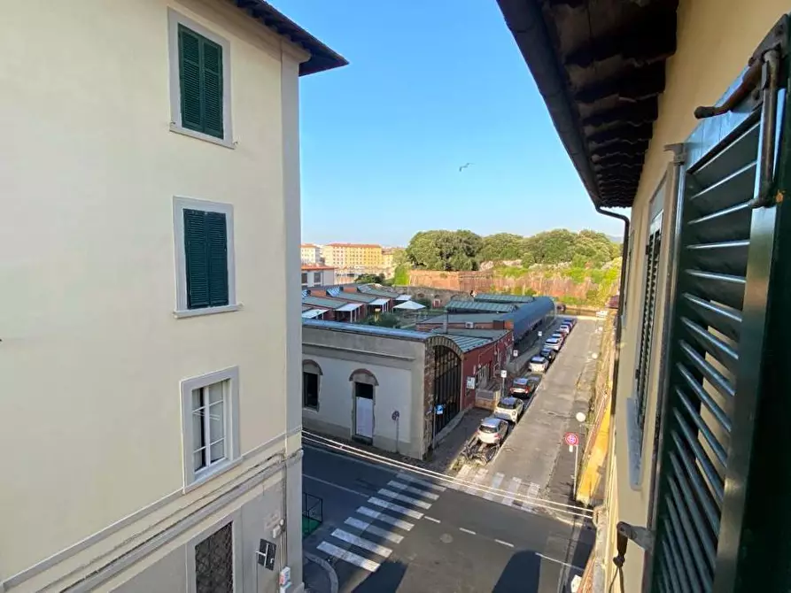 Immagine 12 di Appartamento in affitto  a Livorno