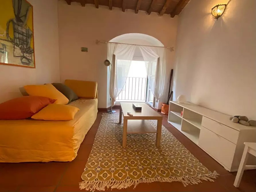 Immagine 2 di Appartamento in affitto  a Livorno