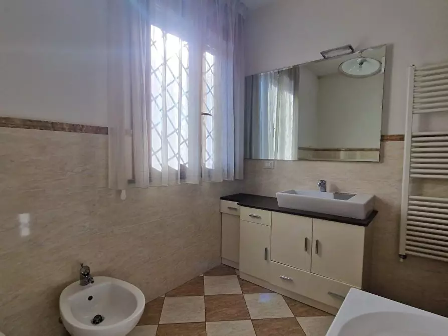 Immagine 16 di Villa in vendita  a San Giuliano Terme