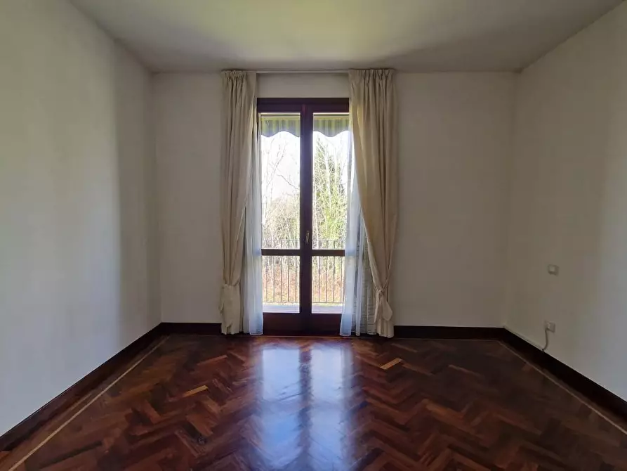 Immagine 20 di Villa in vendita  a San Giuliano Terme