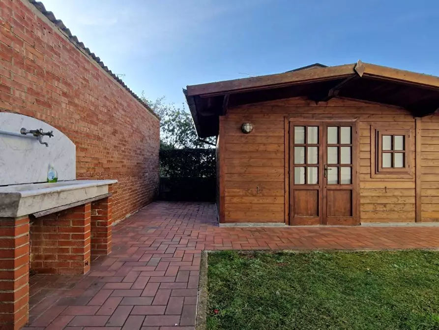 Immagine 31 di Villa in vendita  a San Giuliano Terme